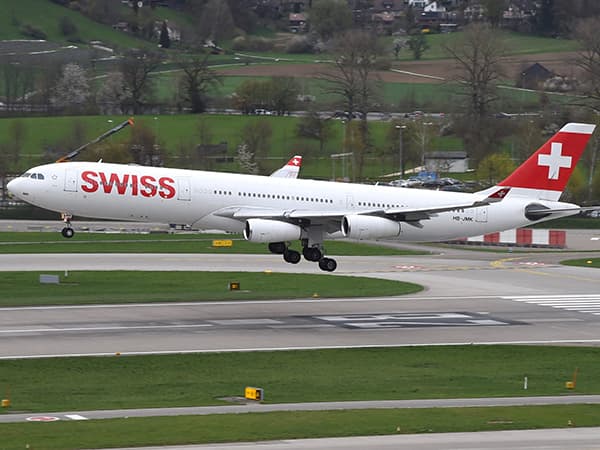 SWISS A340-300